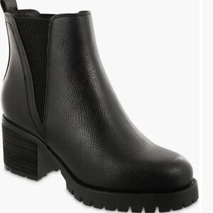 New MIA Jody Lug Sole Ankle Booties Sz 8 Wide